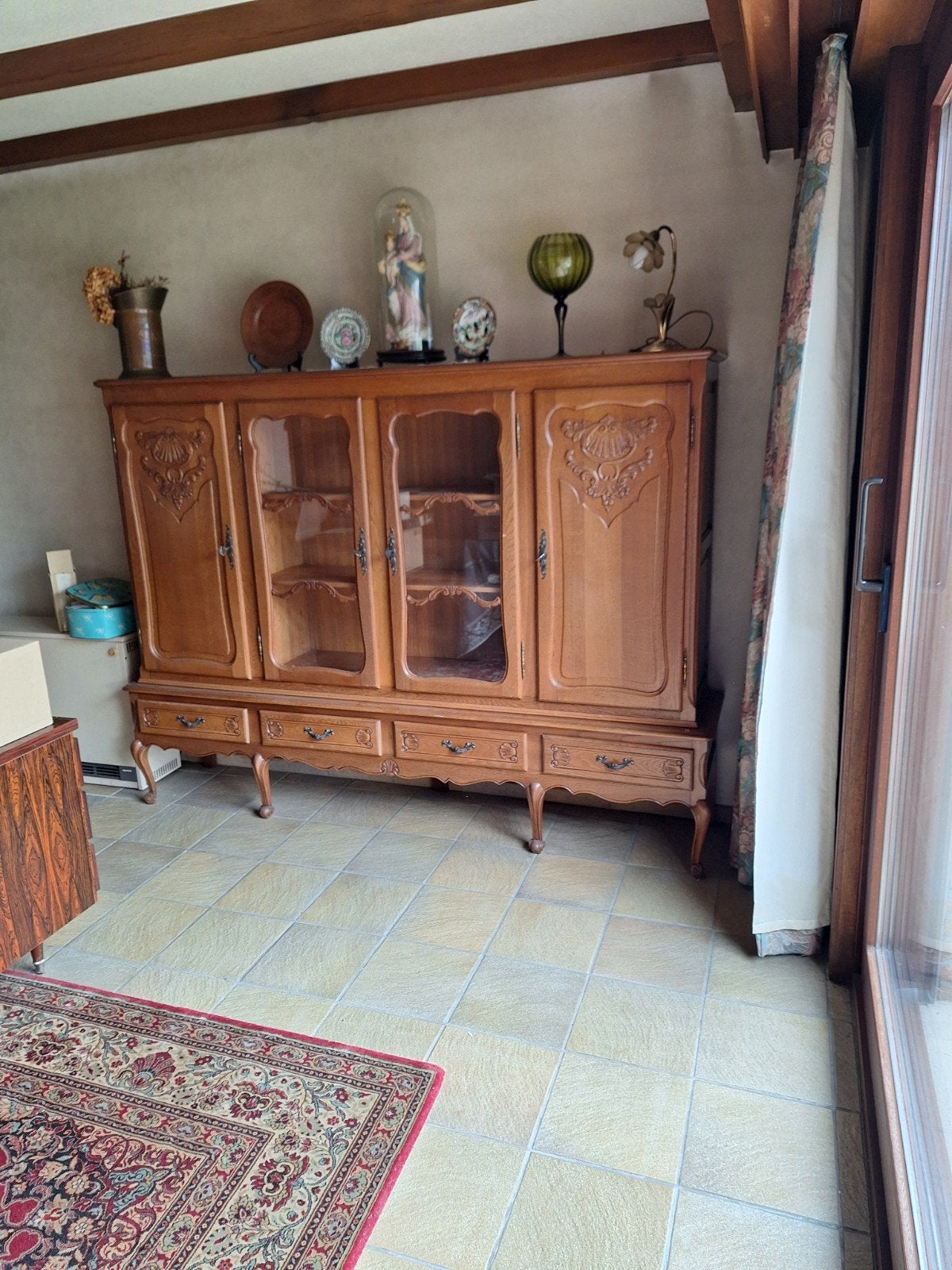 Kasten Louis XV stijl, Ophalen
