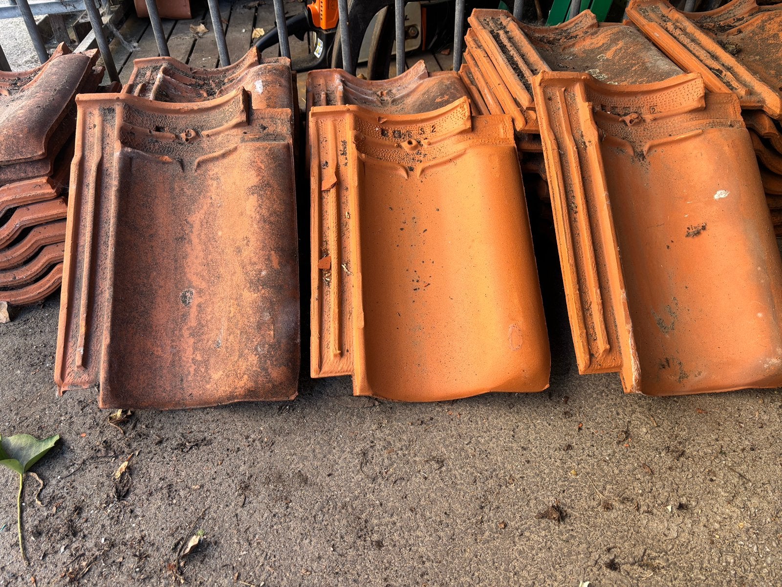 Dakpannen pottelberg, Doe-het-zelf en Bouw, Dakpannen en Dakbedekking, Ophalen, Zo goed als nieuw, Dakpannen