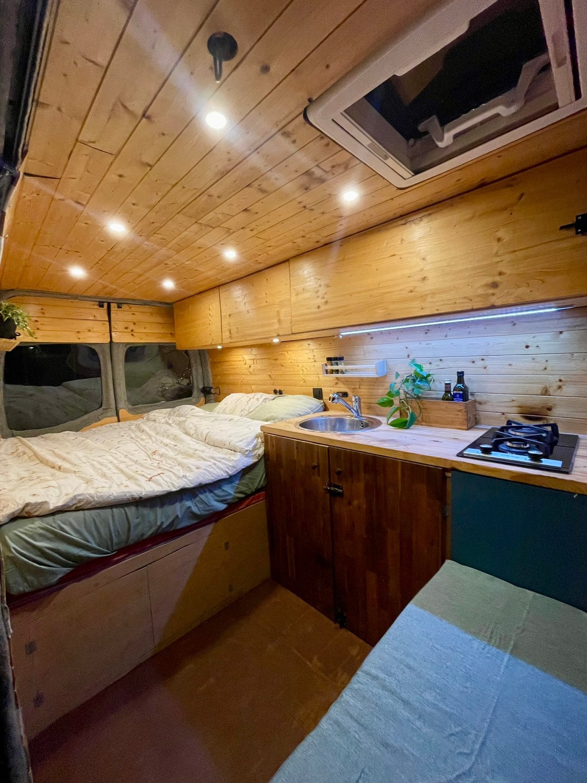 Van aménagé Nissan Interstar, Particulier, Douche