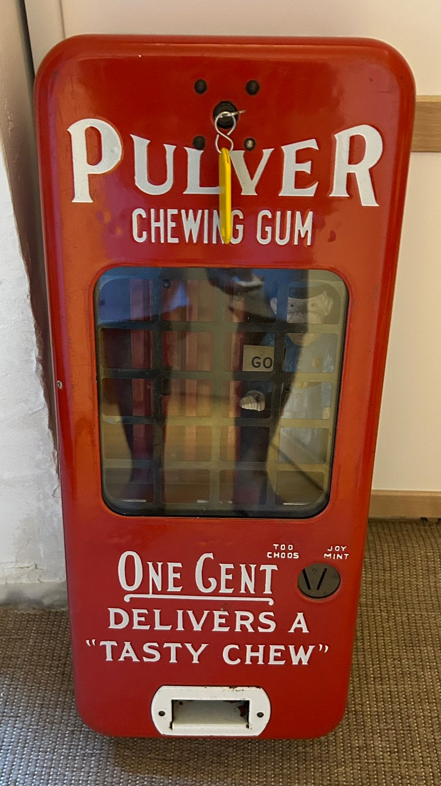 Distributeur chewing-gum pulver - police, Enlèvement
