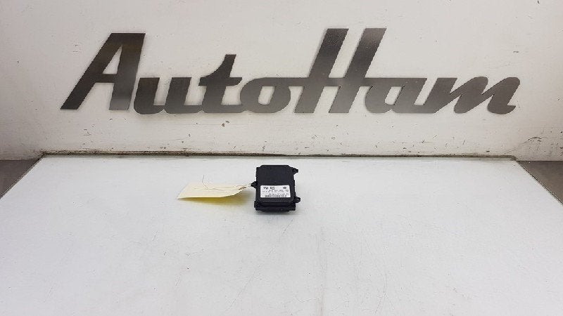 COMPUTER VERLICHTING Skoda Superb Combi (3V5) (|8U0941329|), Gebruikt, Info@skoda-auto.de, Skoda, Max-Planck-Straße  3-5
64331  Weiterstadt, DE
