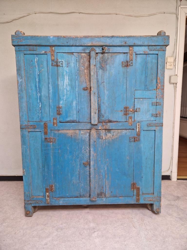 Armoire indienne ancienne bleu cobalt, Enlèvement