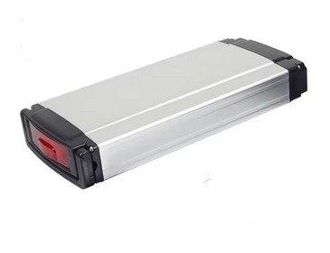 24V e-bike bagagedrager batterij met achterlicht – defect, Fietsen en Brommers, Ophalen of Verzenden, Gebruikt