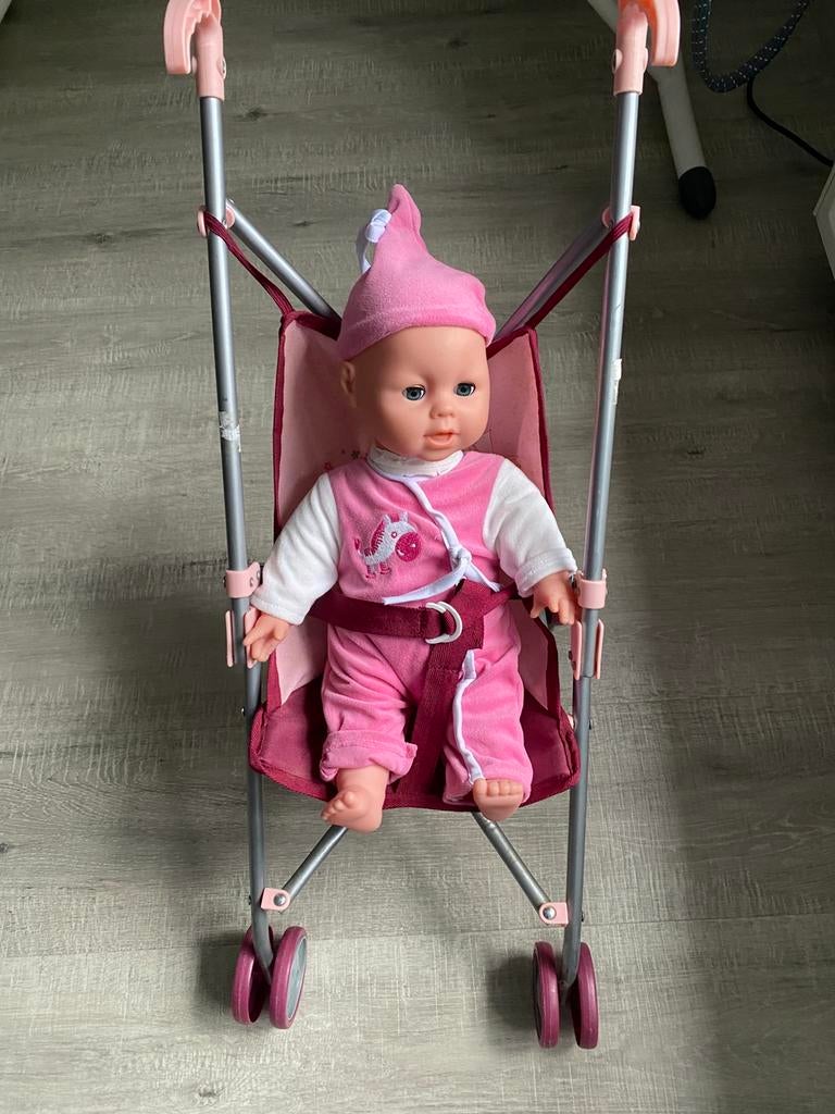 Jolie poupée dans un buggy, Enlèvement ou Envoi, Comme neuf