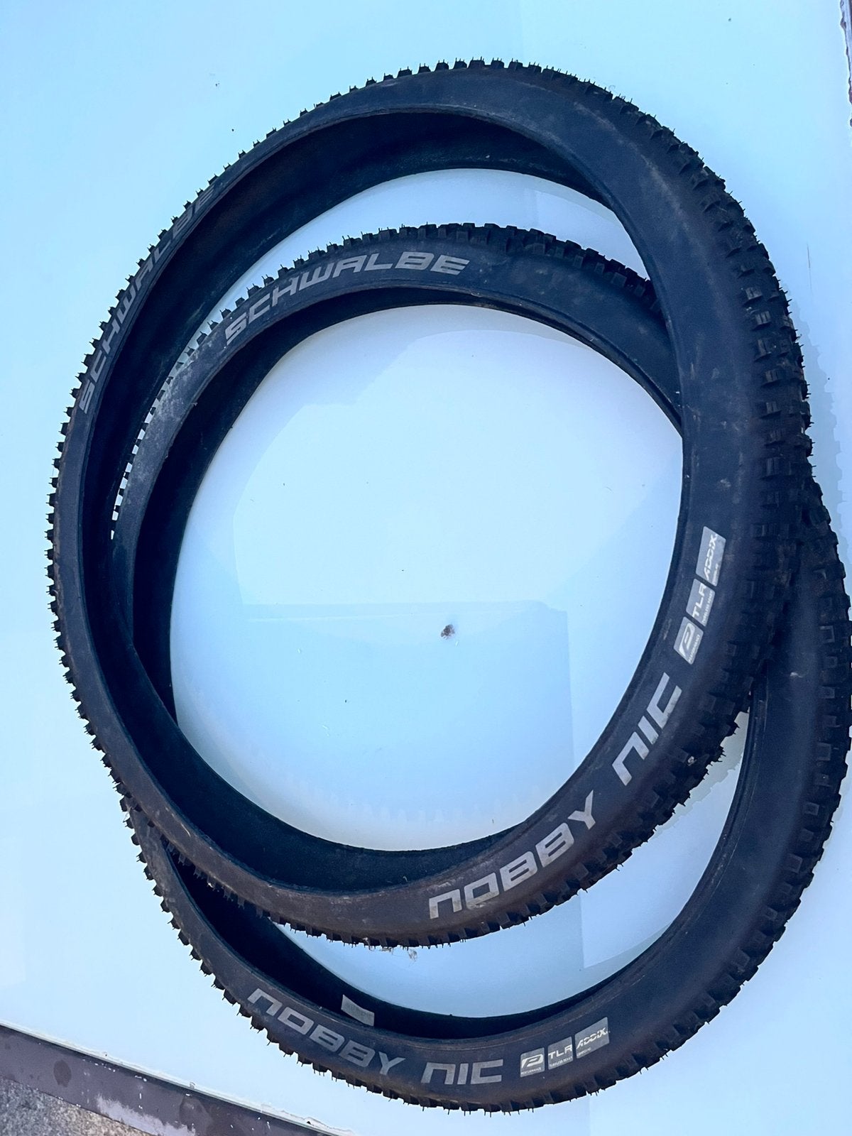 2 Pneus Schwalbe Nobby Nic 29x2.25 tringle souple, Vélos & Vélomoteurs, Vélos Pièces, Pneu, Enlèvement ou Envoi, Comme neuf, Elektrische fiets