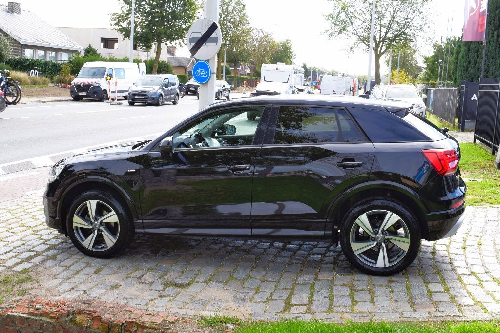 Audi Q2 30TDI/S-LiNE/S Tronic/B&O/VIRTUAL/GARANTIE, Autos, Cuir, Phares entièrement LED, Entreprise, Noir