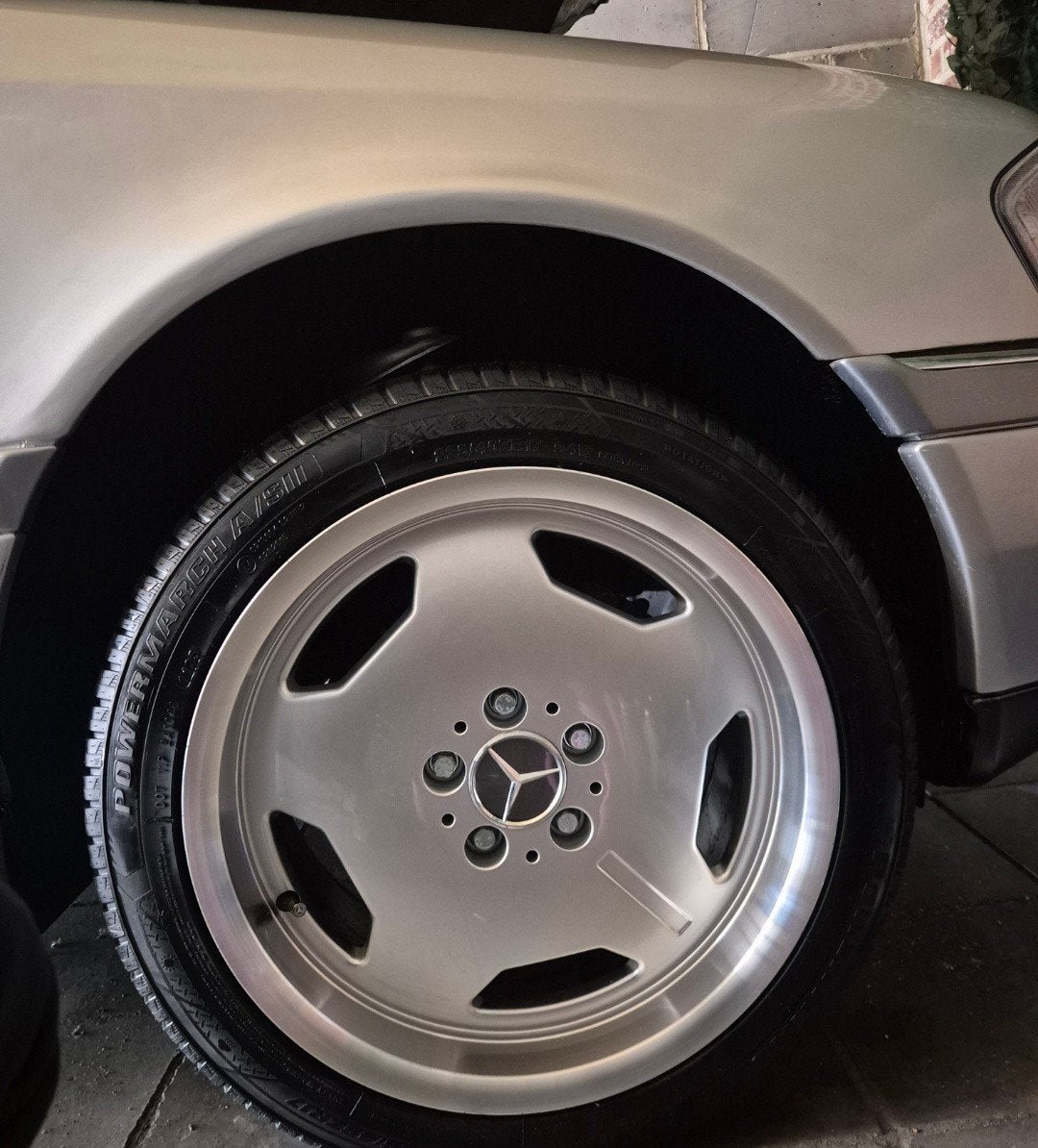 4 velgen type AMG 17' + 4 banden/W202-W124-W201-W203-W210.., Ophalen, Zo goed als nieuw