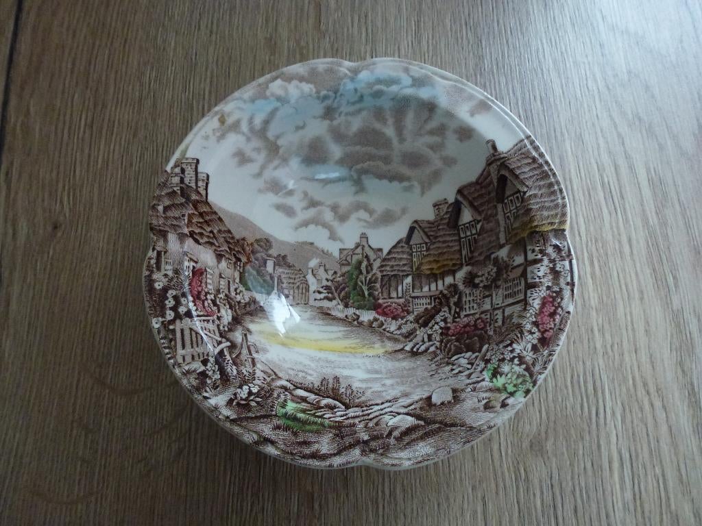 Old Olde English Countryside Johnson Bros TBE kom, Antiek en Kunst, Ophalen of Verzenden