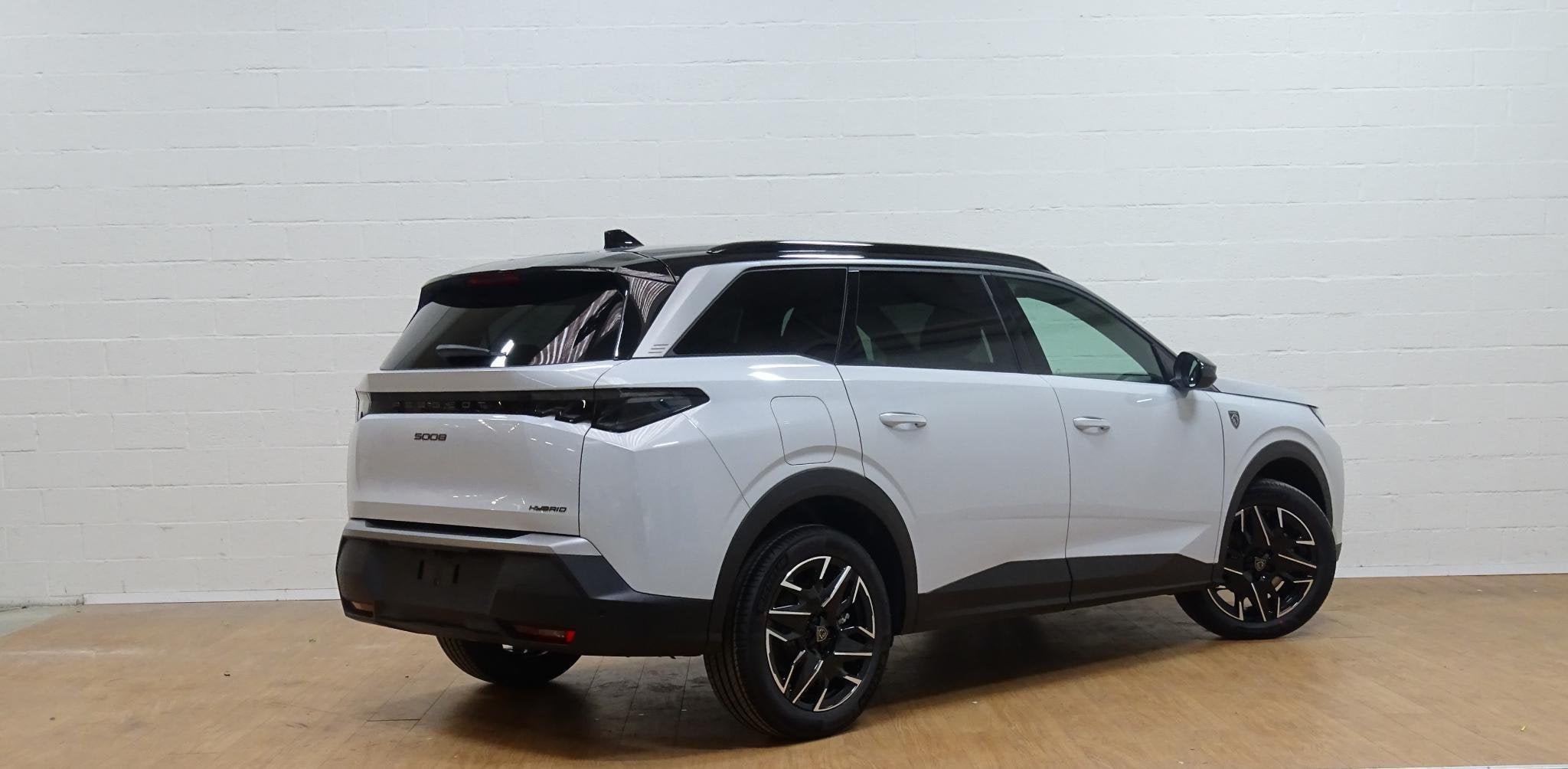 Peugeot 5008 1.2 HYBRID 145 GT +pano dak+ 7 seats, Auto's, Stof, Gebruikt, 1700 kg, Bedrijf