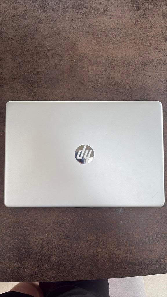HP 15s Ryzen 5 – 8Go RAM – SSD – Très bon état, 8 GB, Comme neuf, Enlèvement, SSD
