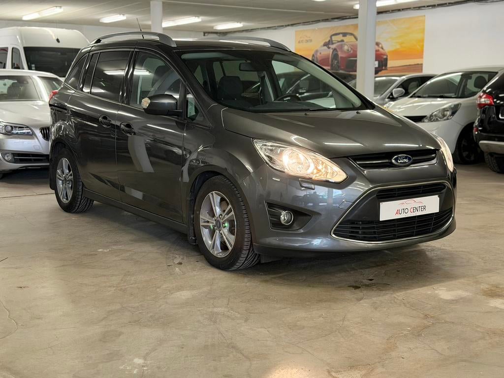 Ford Grand C-Max 2015 134 000 km Inspection + garantie, Autos, Ford, Entreprise, Achat, C-Max, Vitres électriques, Essence, Euro 5
