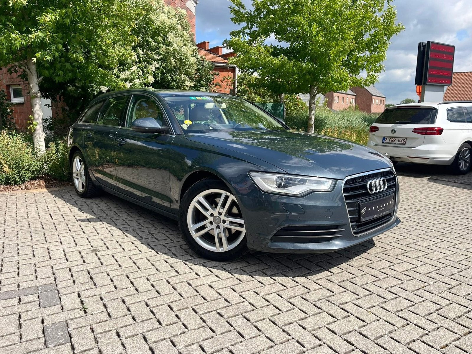 Audi A6 3.0 - 2014/260.000km/204PK - Automaat, Auto's, https://public.car-pass.be/vhr/24b50e25-7598-46b5-a5f3-e7c973b8bb2b, Leder