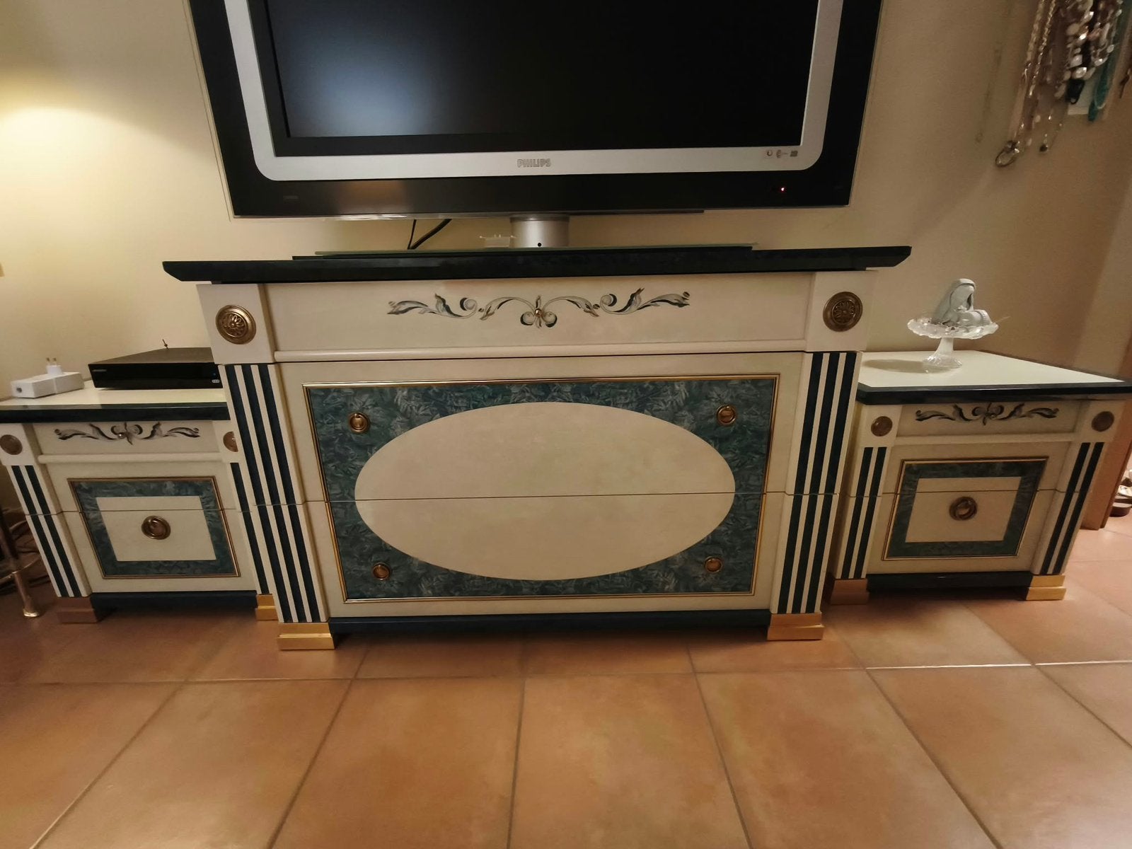 Petite commode et tables de nuit vintage, Enlèvement, Utilisé