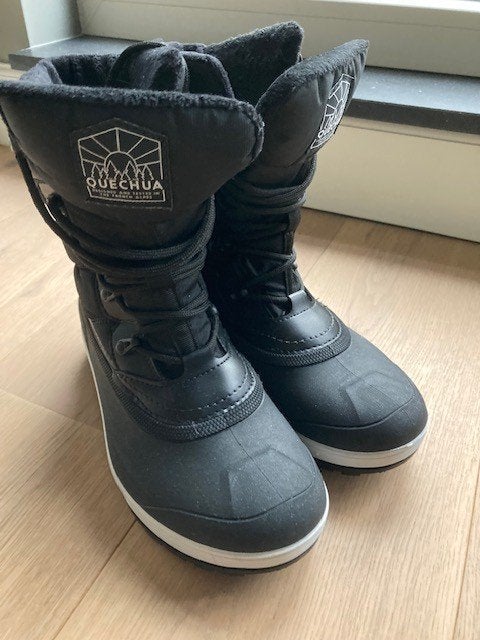 QUECHUA ARPENAZ JUNIOR mt38 + QUECHUA SH500 mt 40, Enfants & Bébés, Vêtements enfant | Chaussures & Chaussettes, Enlèvement ou Envoi