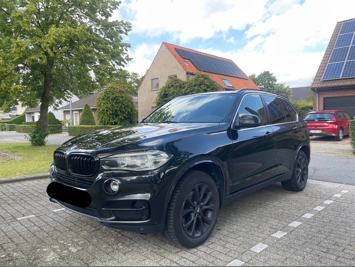 Bmw x5 F15 3,0Diesel 258pk 2014 Xdrive Pano Camera EURO 6B, Automaat, Leder, Particulier, SUV of Terreinwagen