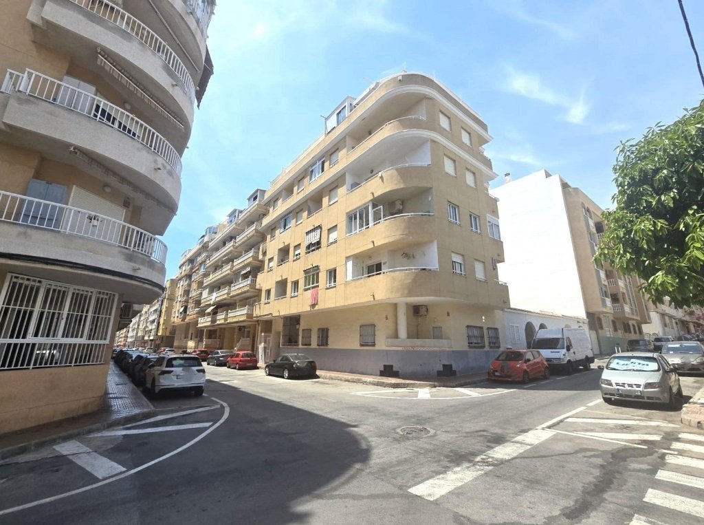 votre seconde résidence, appartient a vendre en espagne, Immo, Buitenland, 55 m², Torrevieja costa blanca espagne, Spanje, Stad