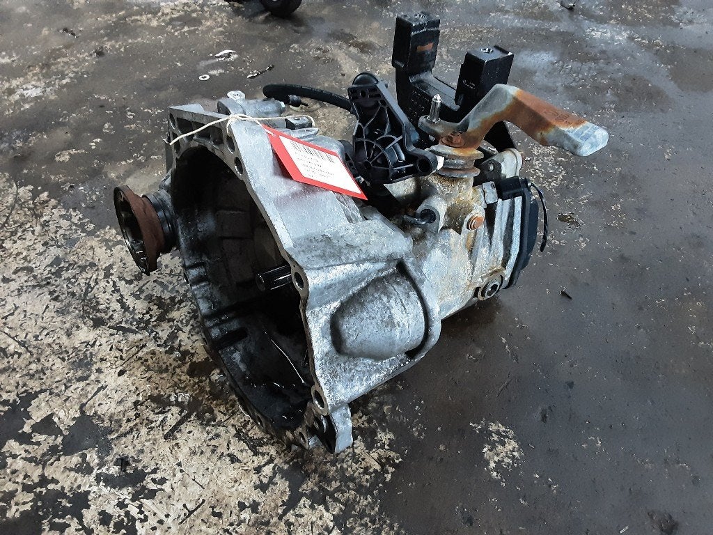 BOITE DE VITESSES MANUELLE Volkswagen Polo V (6R) (MZL), Volkswagen, Mevr. I. Hauben, Utilisé, Rue de l'Espoir 34 34
4030  GRIVEGNÉE, BE