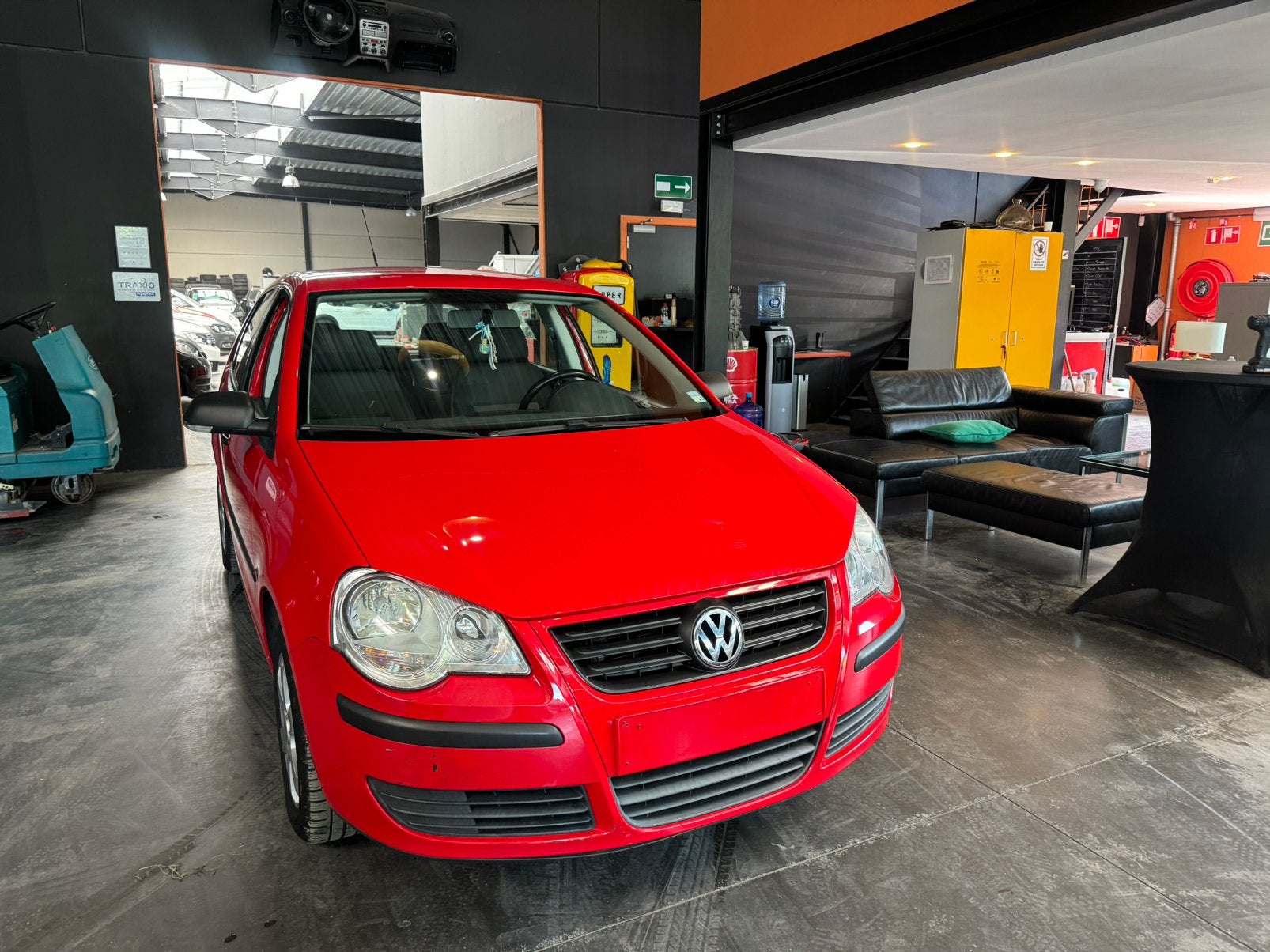 VOLKSWAGEN POLO, Autos, Volkswagen, Rouge, Achat, Entreprise, Boîte manuelle