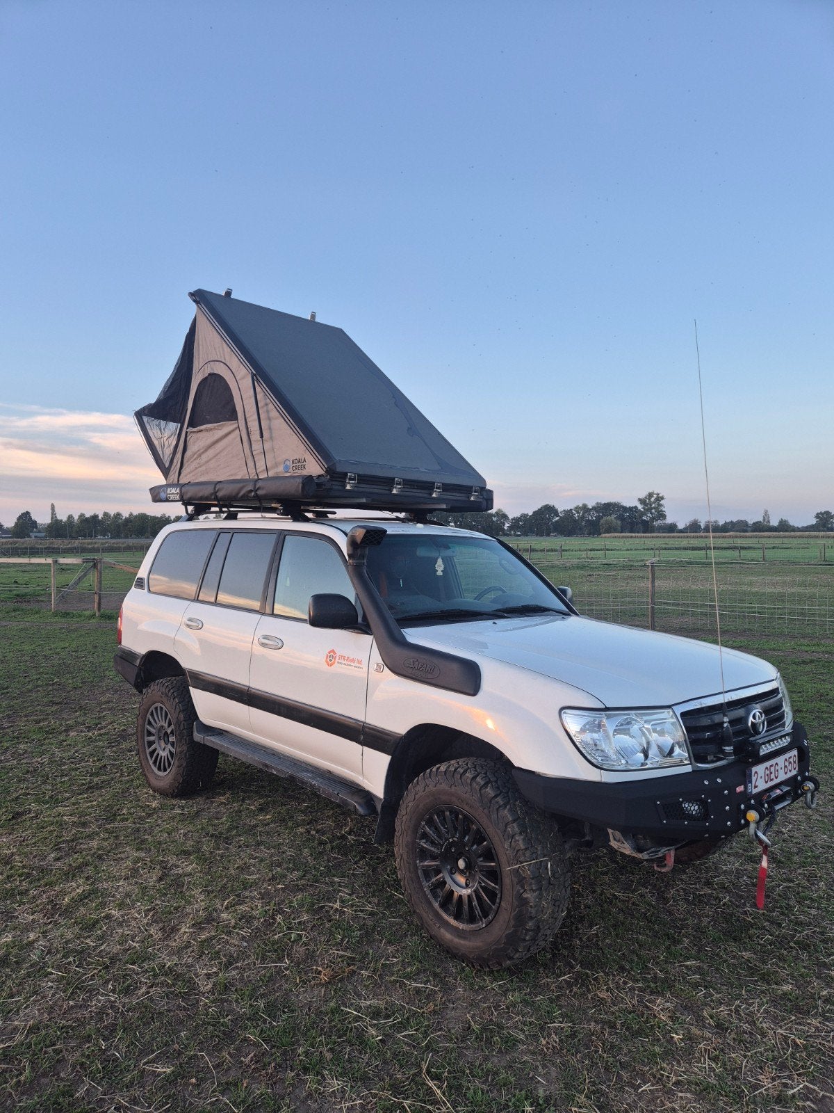 Toyota landcruiser 100, Auto's, Wit, 5 deurs, Particulier, Handgeschakeld
