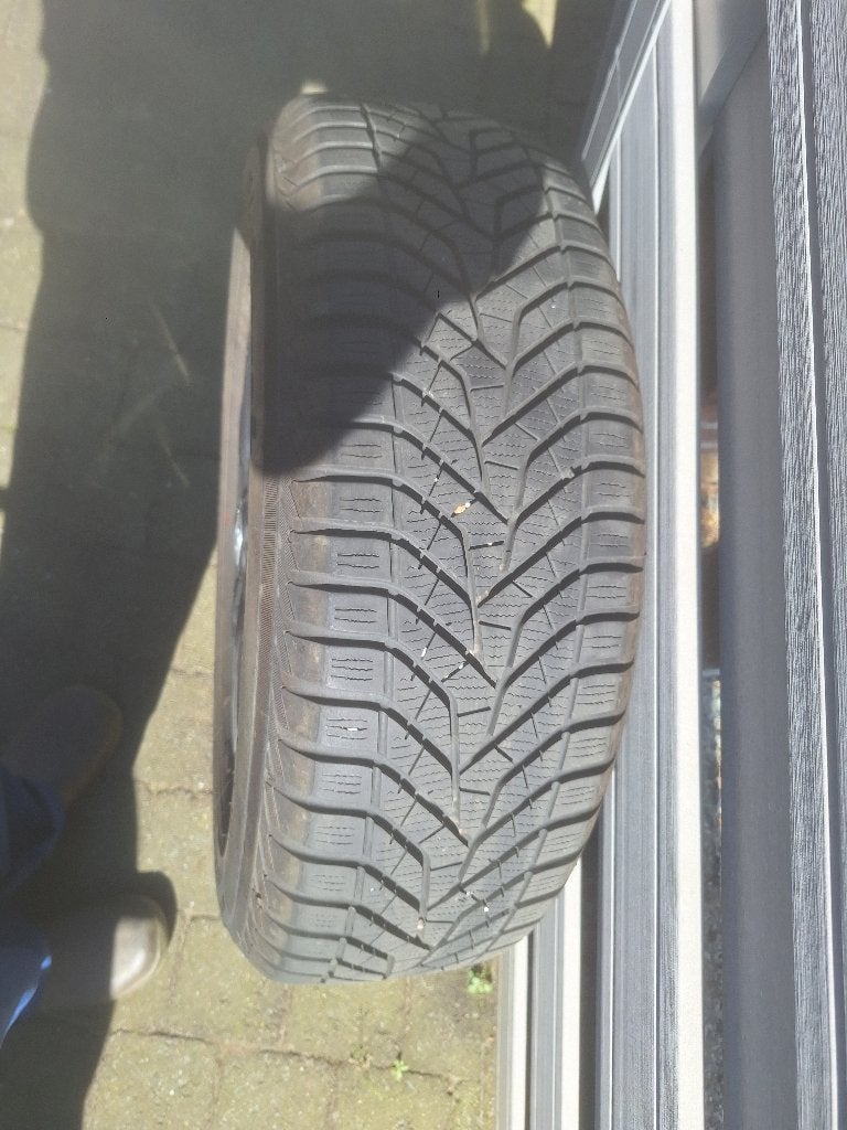 Pneus hiver sur jantes 215/65 R16, Pneus et Jantes, 16 pouces, Véhicule de tourisme, Enlèvement