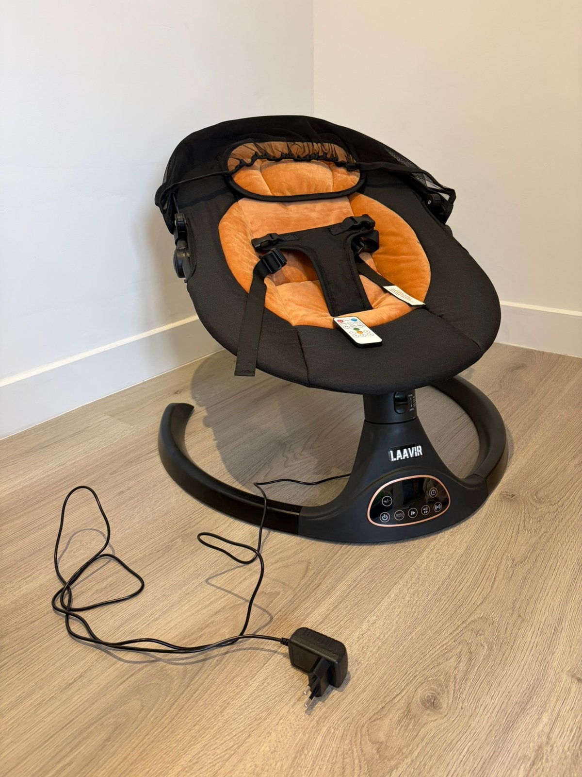 Laavir schommelstoel, Kinderen en Baby's, Wipstoeltjes, Ophalen, Zo goed als nieuw, Schommelstoel