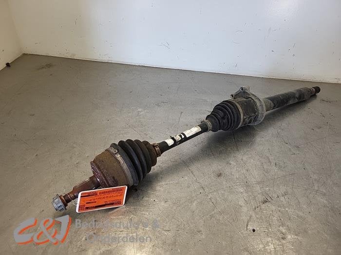 Arbre de transmission avant droit d'un Volkswagen Transporte, Volkswagen, -, 3 mois de garantie, Utilisé