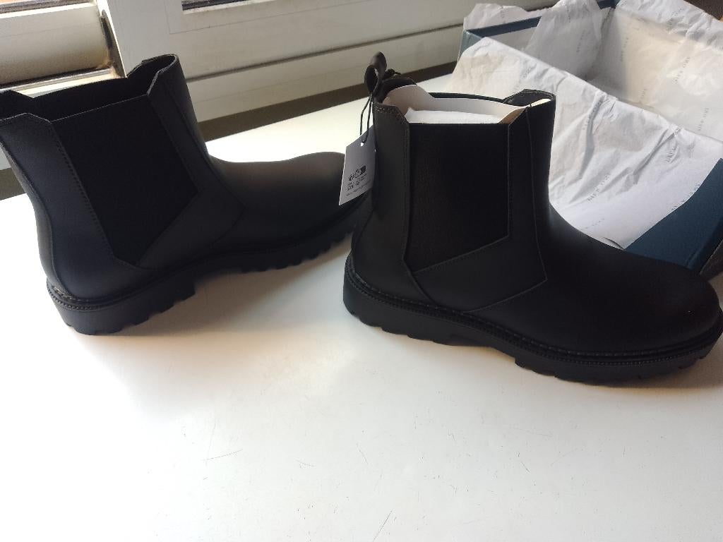 45 nieuw bottines chelsea boots Pier one in origin doos(40€), Vêtements | Hommes, Chaussures, Neuf, Bottes, Pier One, Noir