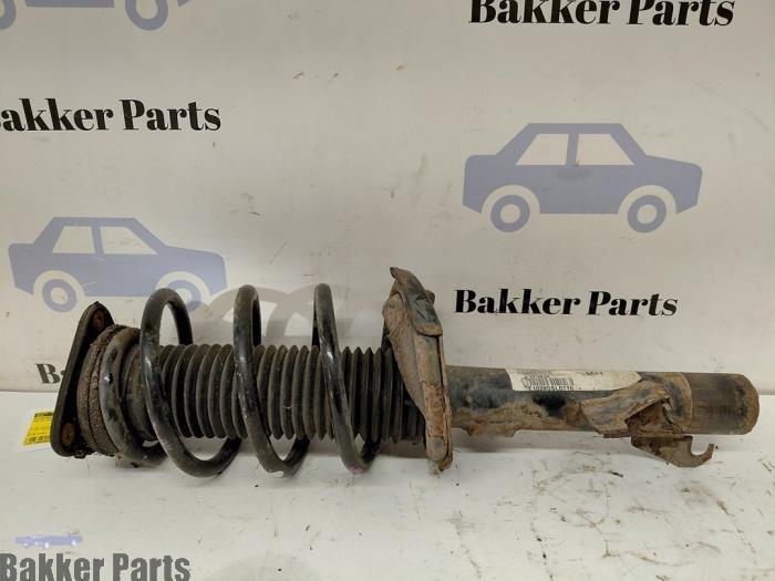 Schokdemperpoot links-voor van een Volvo C30, Auto-onderdelen, Gebruikt, -, -, Volvo