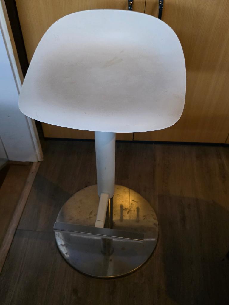 Barkruk, 1 tabouret, Enlèvement, Utilisé