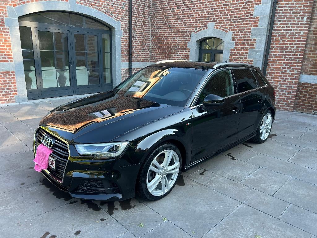 AUDI A3 SPORTBACK 35TDI, Cuir et Alcantara, Noir, 5 portes, Automatique