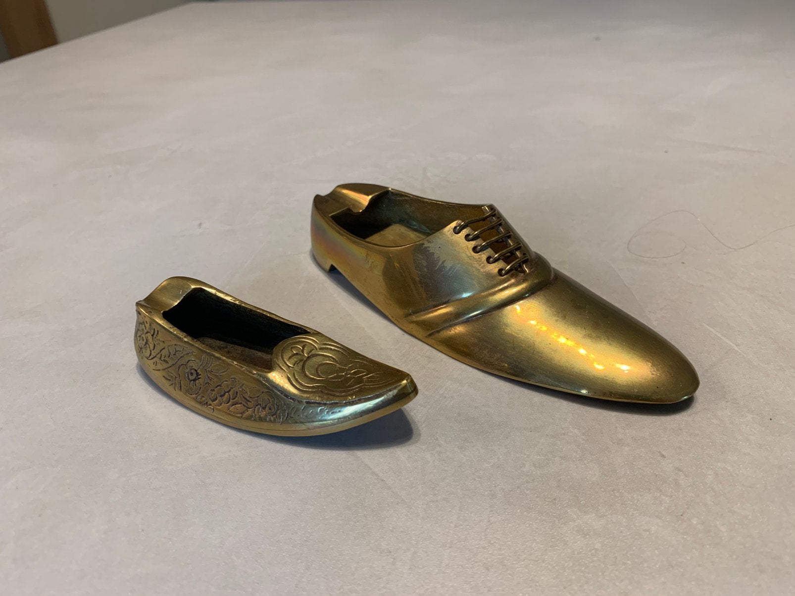 2 Vintage Messing Asbakken – Schoen & Oosterse Pantoffel, Ophalen of Verzenden, Zo goed als nieuw