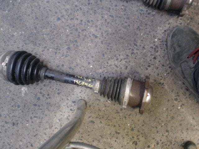 Cardan gauche Volkswagen Polo 4 1.4TDi 59kw 2005-2009, Enlèvement, Utilisé, Volkswagen