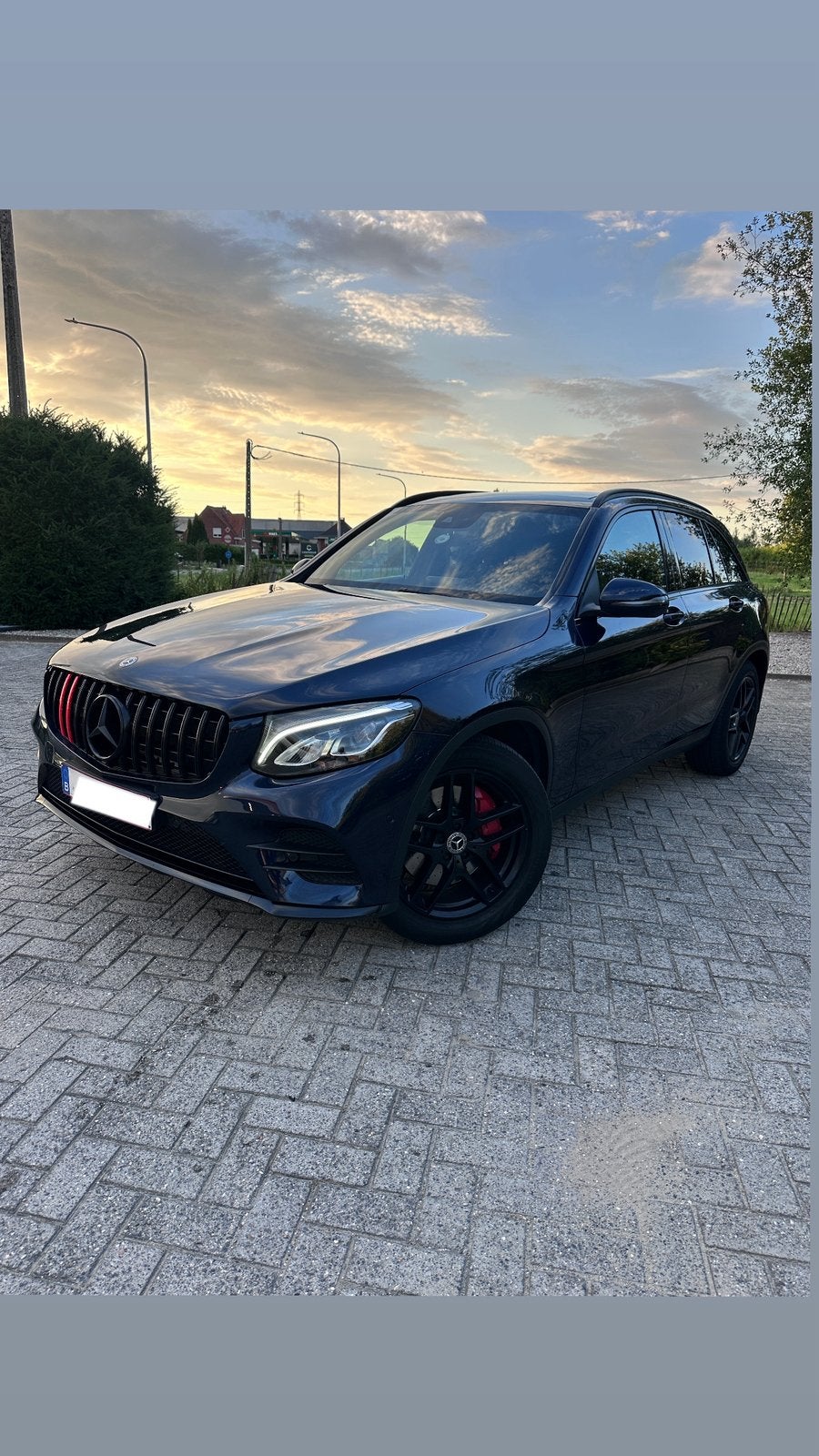 Mercedes benz glc250 amg 4 matic, Autos, Cuir et Alcantara, Achat, Euro 6, Carnet d'entretien