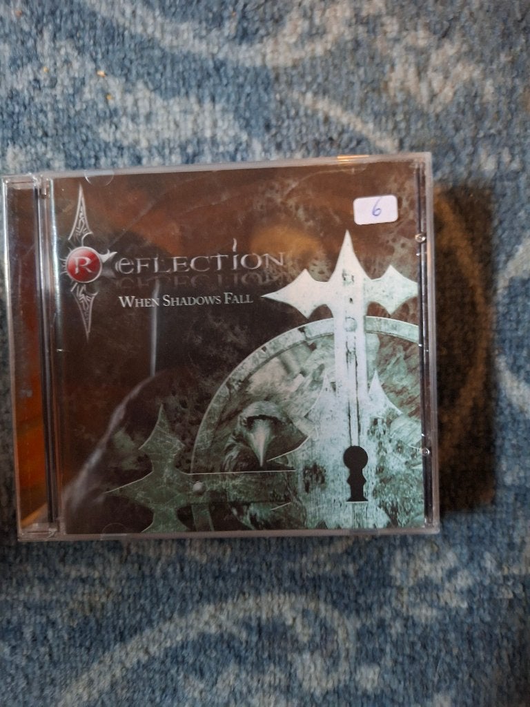 cd - reflection - when shadows fall, Ophalen of Verzenden, Zo goed als nieuw, Inclusief boekje, Doom metal