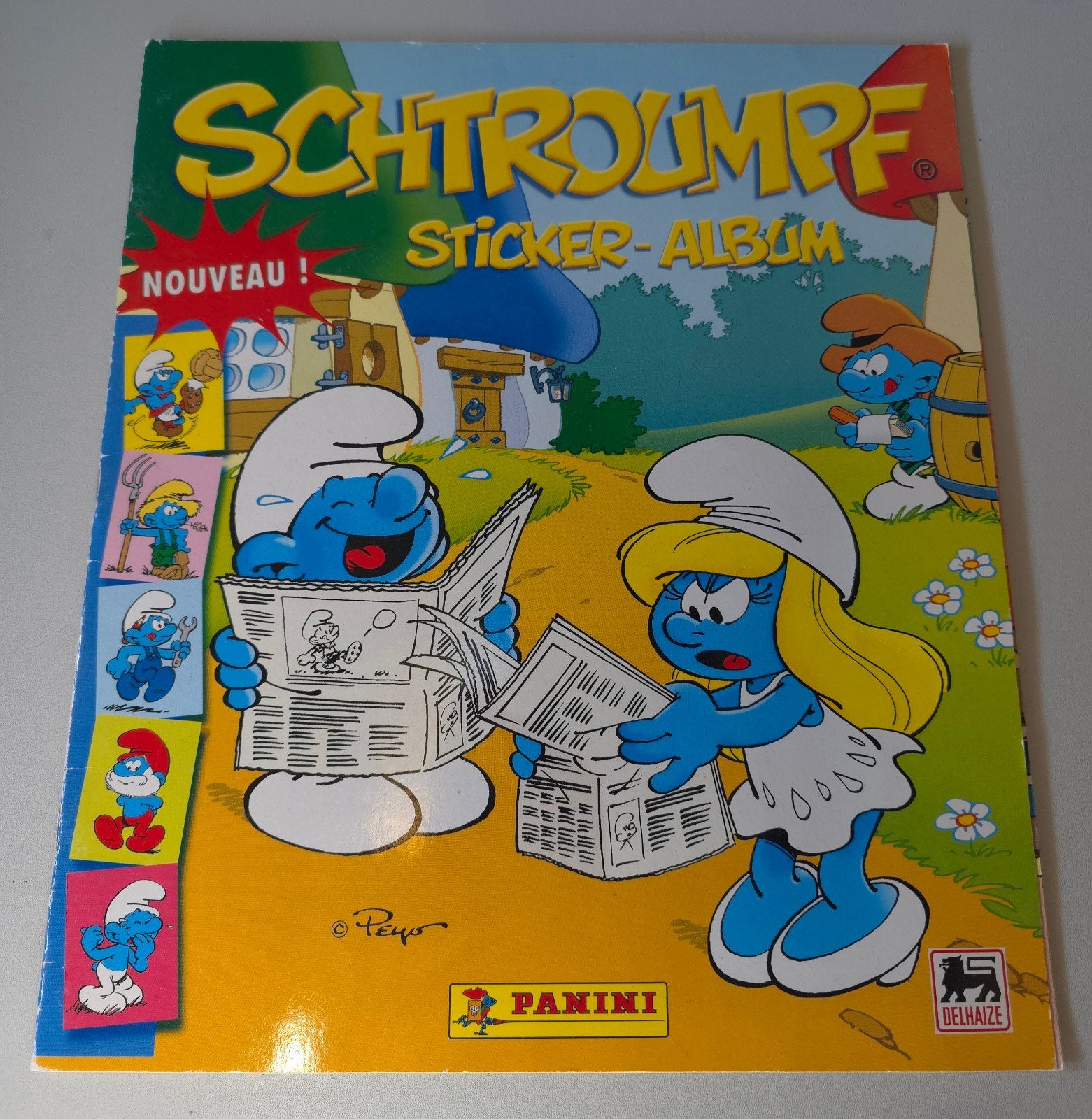 Album Schtroumpf Panini Delhaize  - manque 1 autocollant, Verzamelen, Smurfen, Verzenden, Gebruikt, Verschillende Smurfen, Stripboek