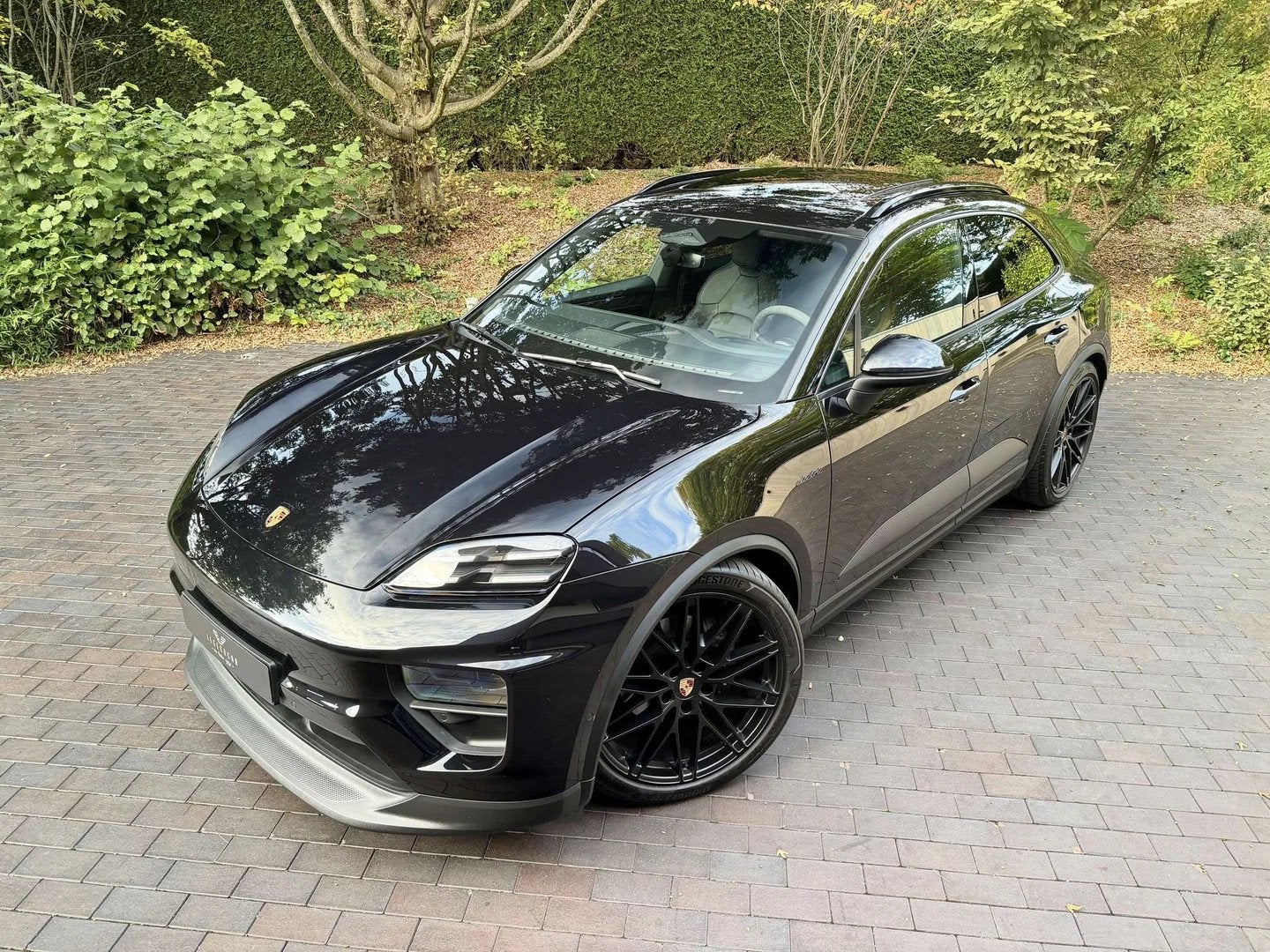 Porsche Macan EV 100 kWh/22"/ACC/Pano/Luchtvering/Achterasbe, Autos, Cuir, 360 ch, Achat, Euro 6