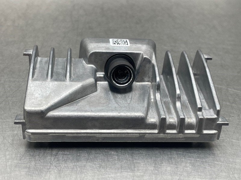 CAMERA VOOR Hyundai i20 (BC3) (01-2020/-) (|99211Q0100|), Hyundai Motor Deutschland GmbH, Gebruikt, Kaiserleipromenade 5
63067  Offenbach am Main, DE