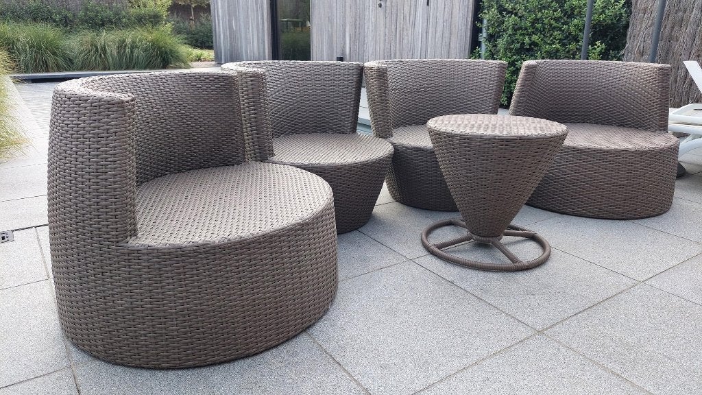 Wicker tuinset 4-delig en bijzettafel in goede staat, Ophalen, 4 zitplaatsen, Gebruikt, Wicker