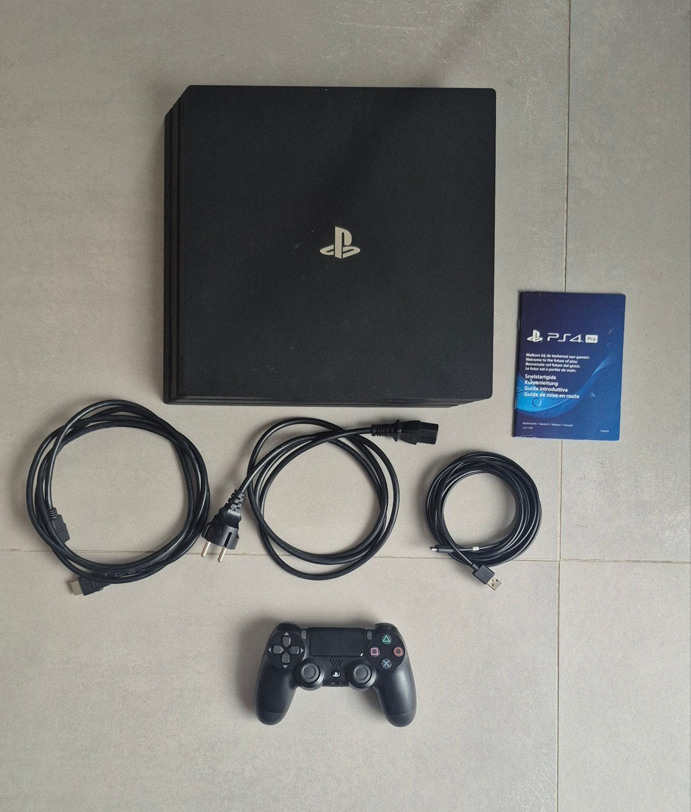 PS4 PRO Te koop met 12 games, Games en Spelcomputers, Ophalen, 1 TB, Met 1 controller, Pro