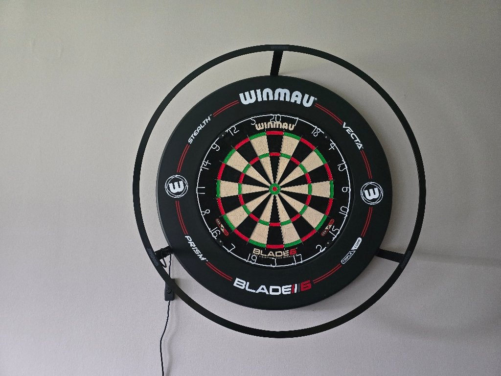 Te Koop : Darts Board Winmau Blade 6, Sport en Fitness, Ophalen, Zo goed als nieuw, Dartbord, Elektronisch