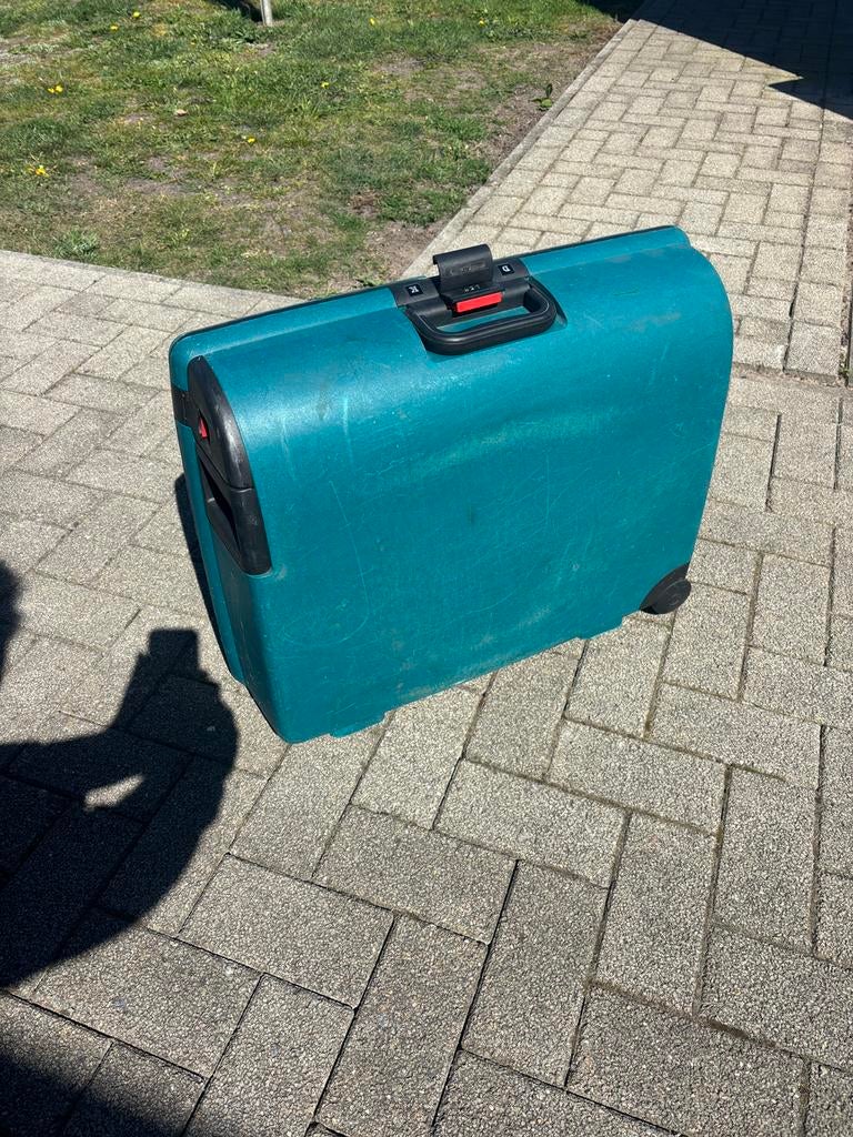 Carlton reiskoffer met wieltjes stevig, binnenin pico bello, Ophalen, Zo goed als nieuw, Wieltjes