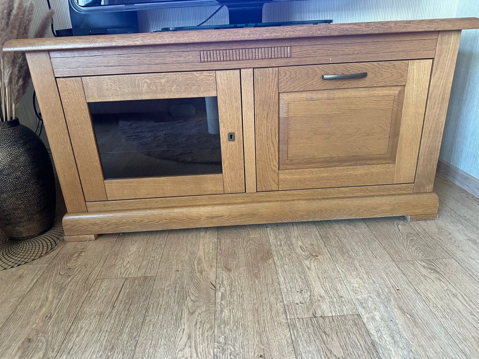 Tv-meubel in eikenkleur, Huis en Inrichting, Kasten |Televisiemeubels, Ophalen