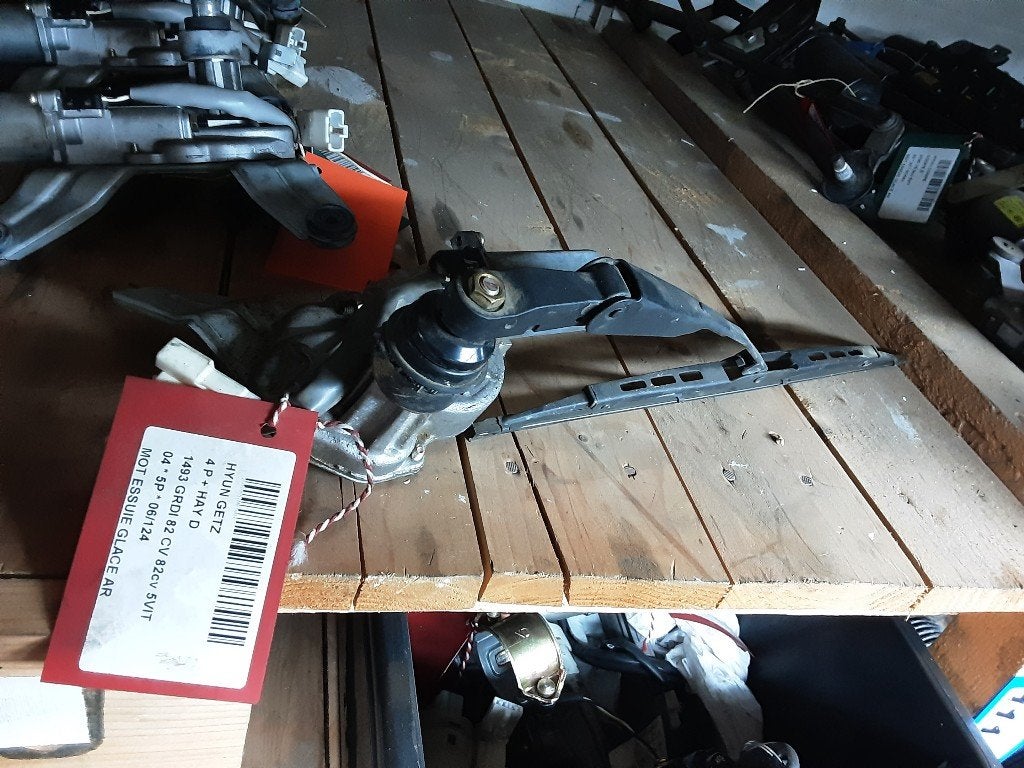 RUITENWISSERARM ACHTER Hyundai Getz (01-2002/12-2010), Gebruikt, Mevr. I. Hauben, Hyundai, Rue de l'Espoir 34 34
4030  GRIVEGNÉE, BE