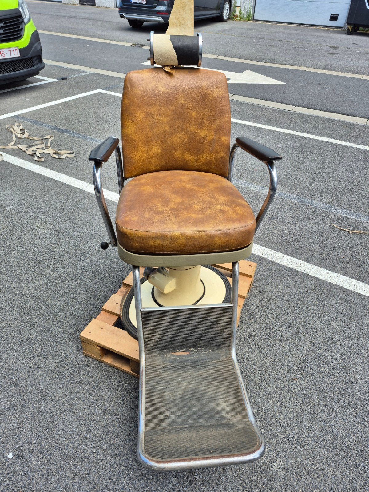 fauteuil de coiffeur, Enlèvement