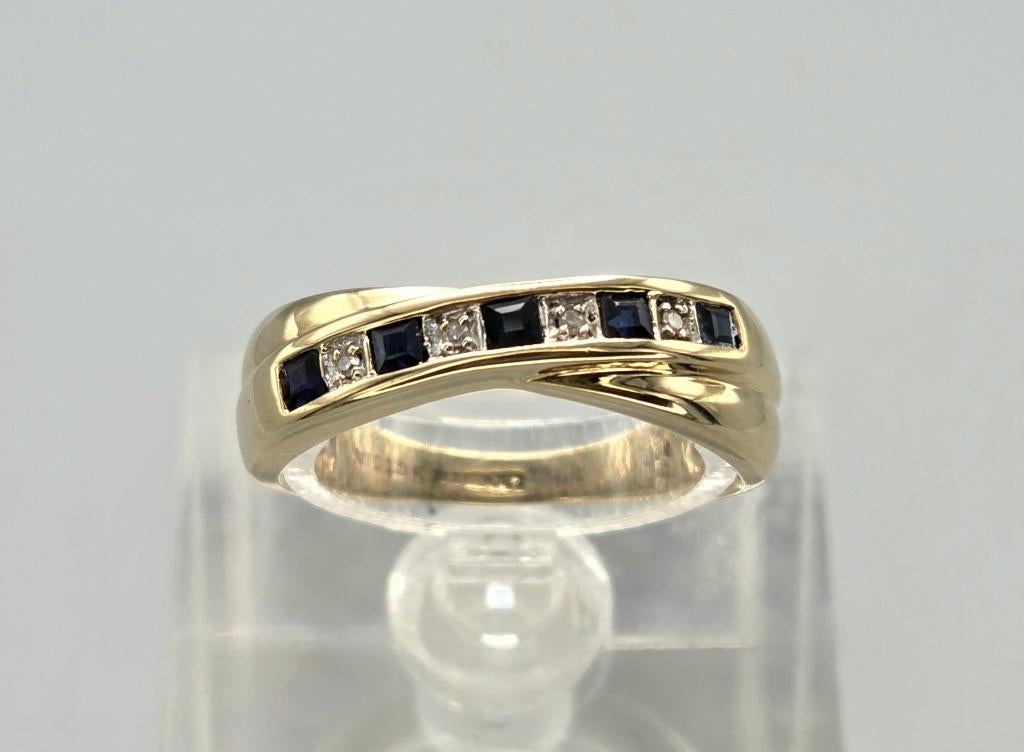 Gouden Vintage ring edelsteen saffier en diamant. 2026/279., 18 tot 19, Blauw, Ophalen of Verzenden, Zo goed als nieuw
