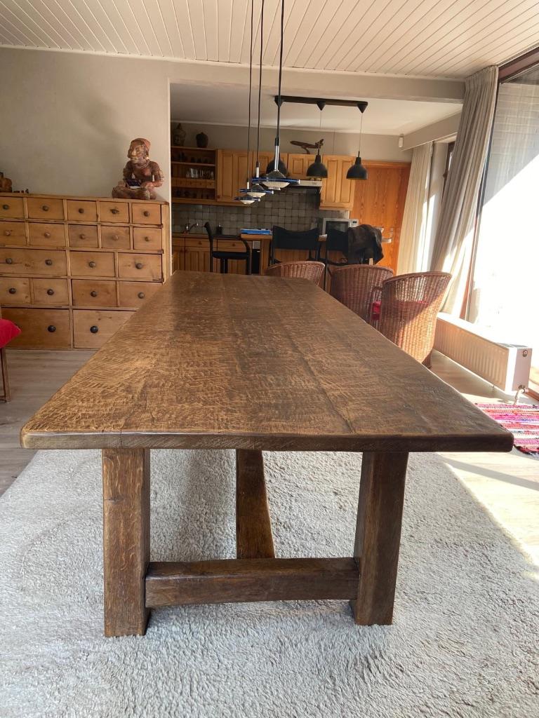 Antieke Kloostertafel, Ophalen