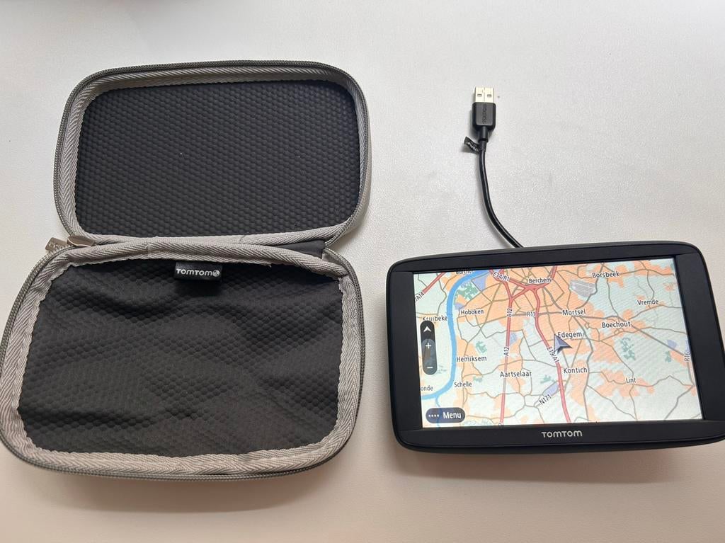 TomTom navigatiesysteem, Auto diversen, Autonavigatie, Ophalen of Verzenden, Zo goed als nieuw