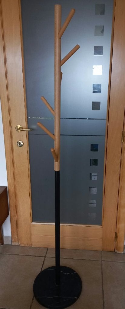Porte-manteau moderne sur pied en bois et métal noir, Maison & Meubles, Comme neuf, Bois, Portemanteau sur pied, 150 à 200 cm