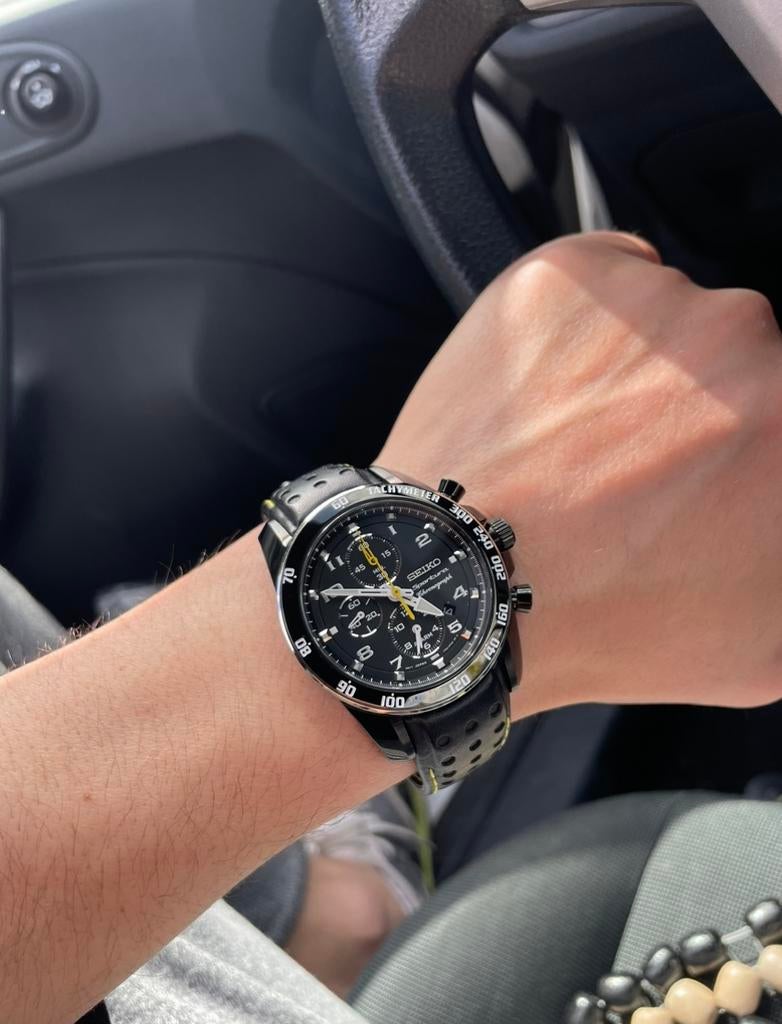 Montre Seiko, Bijoux, Sacs & Beauté, Enlèvement ou Envoi, Comme neuf