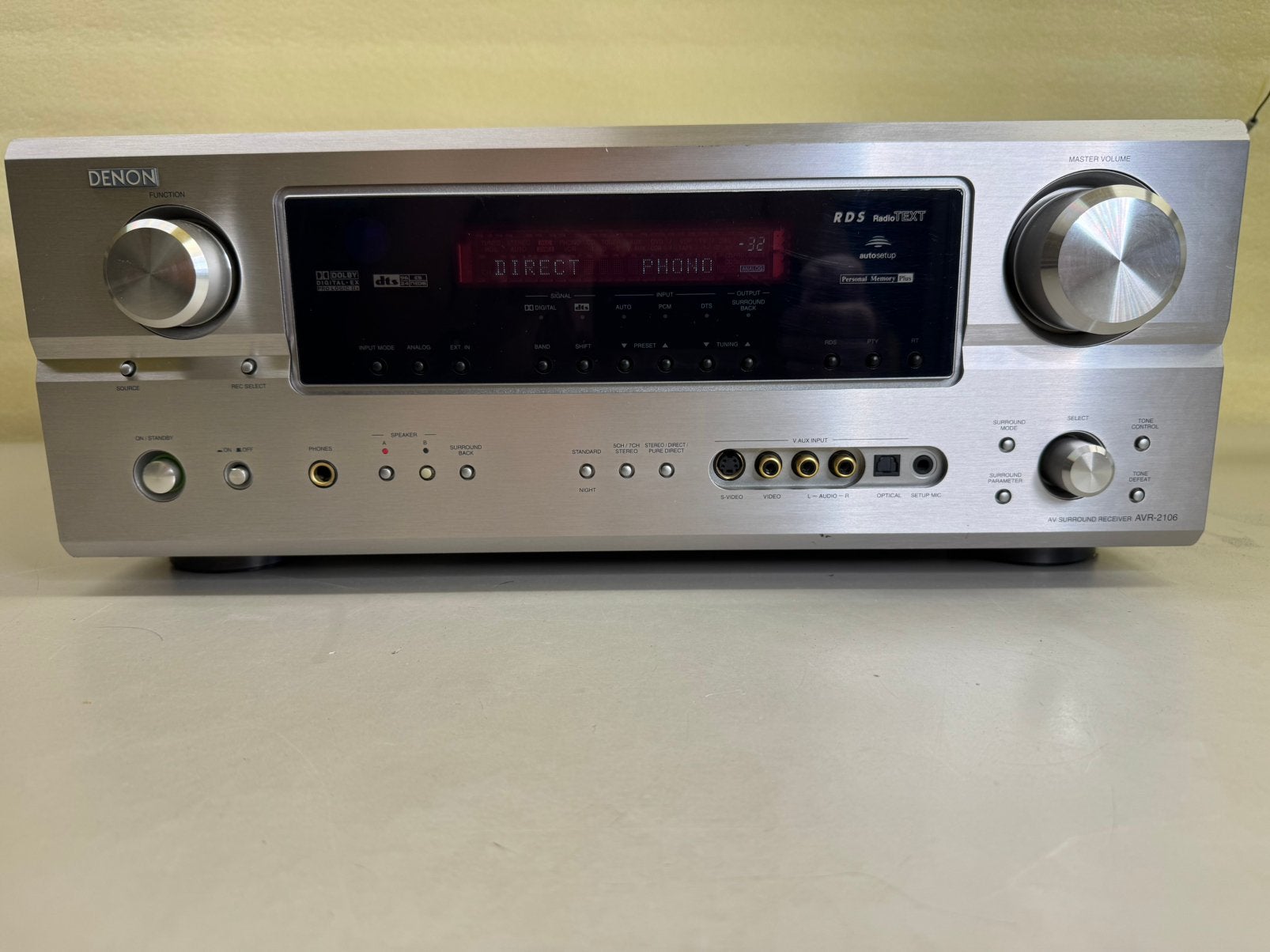 Versterker denon avr-2106, TV, Hi-fi & Vidéo, Amplificateurs & Ampli-syntoniseurs, Denon, 60 à 120 watts, Enlèvement, Utilisé
